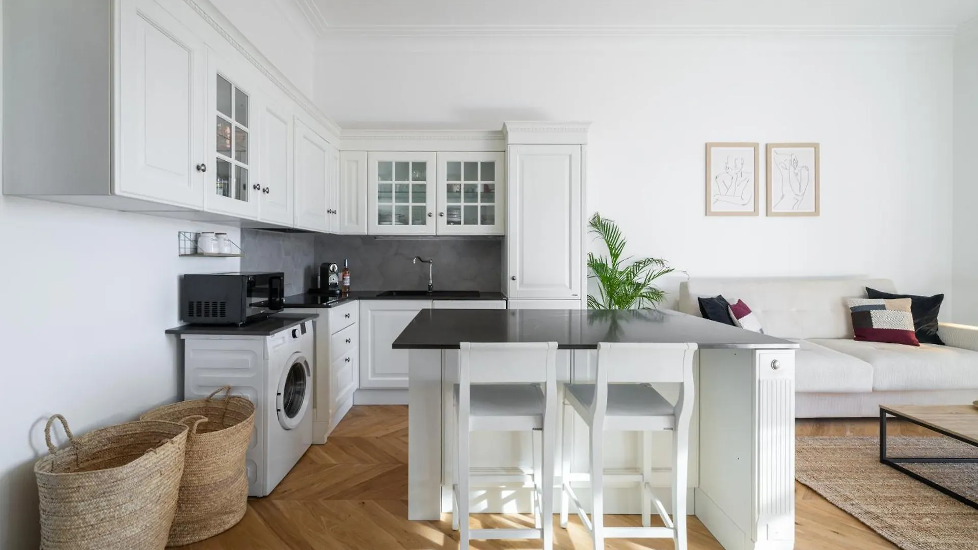 Majestic - Somptueux Studio En Plein Coeur De Menton 0*,